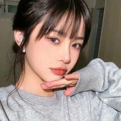 风吹云动星不动 海报